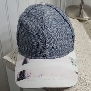 Lululemon hat